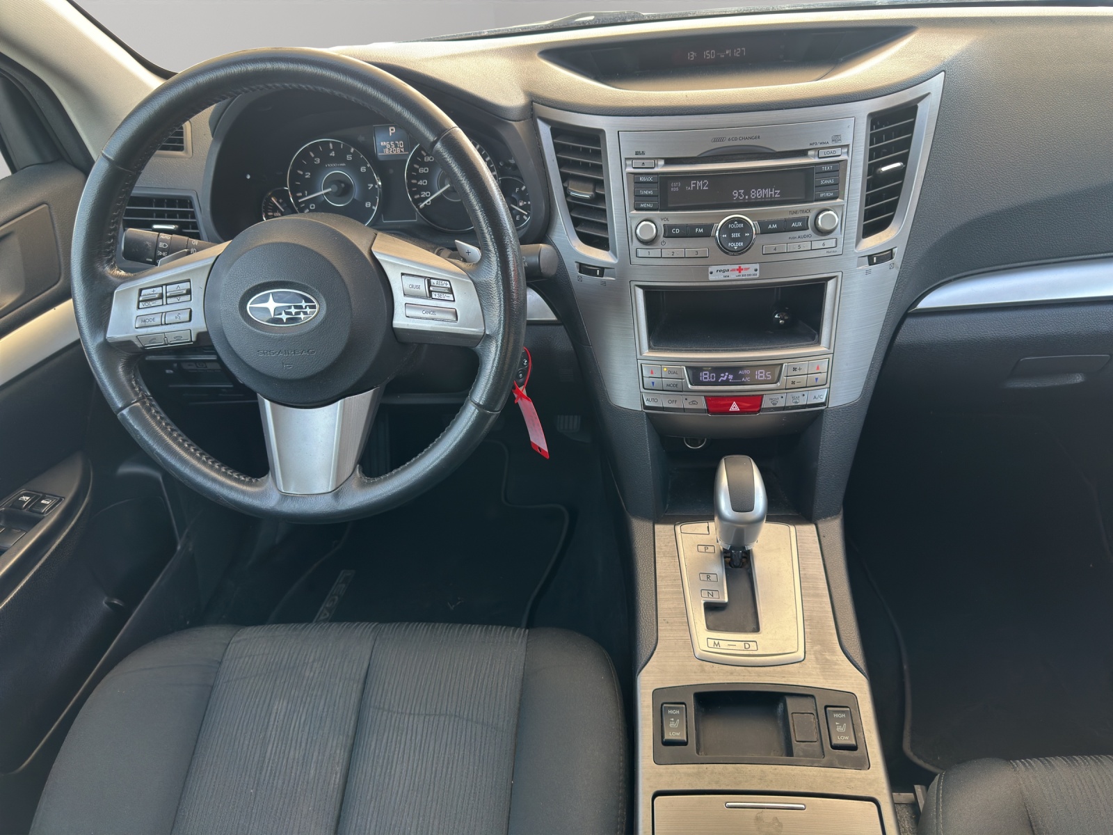 SUBARU Legacy 2.0i Swiss AWD Lineartronic-image-9