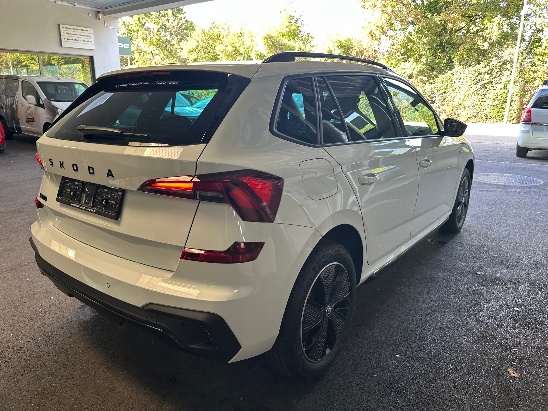SKODA Kamiq 1.0 TSI Monte Carlo DSG-image-4