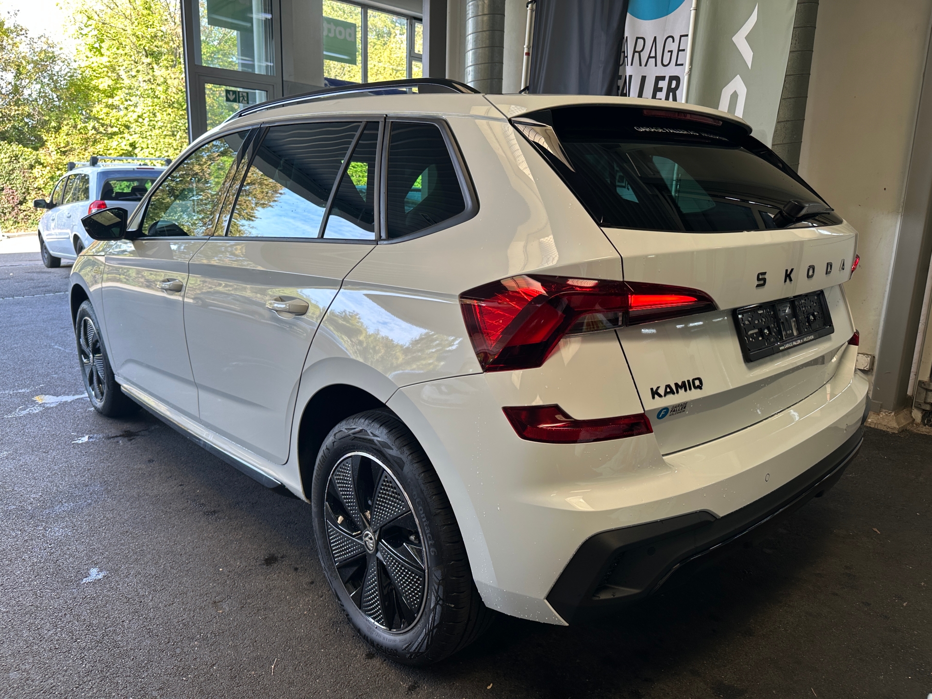SKODA Kamiq 1.0 TSI Monte Carlo DSG-image-2