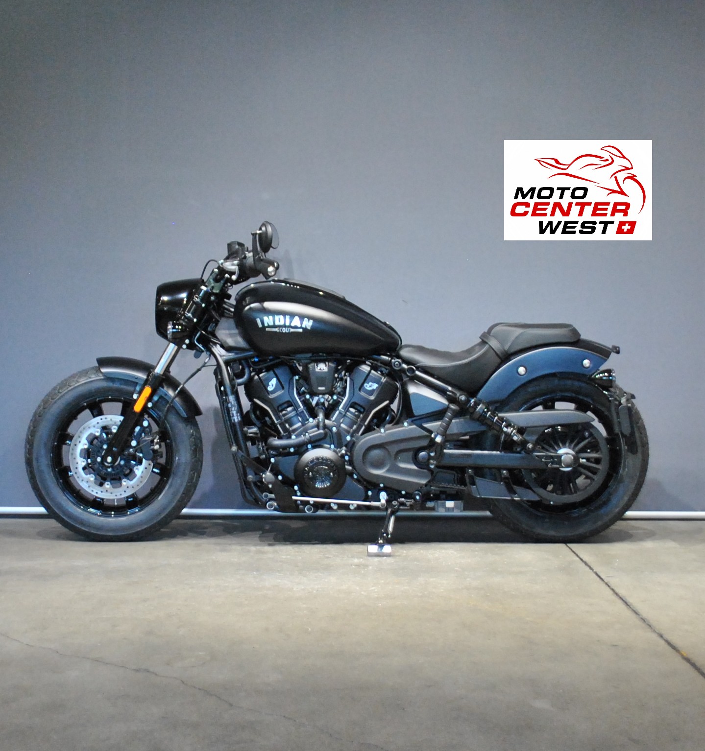 INDIAN Scout Bobber L+T-showroom-element-2