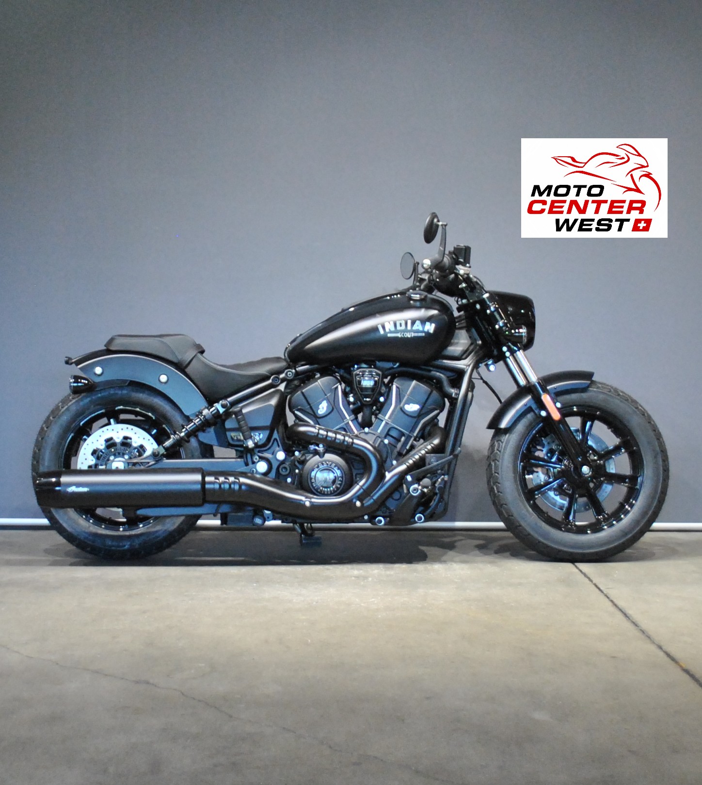 INDIAN Scout Bobber L+T-showroom-element-1