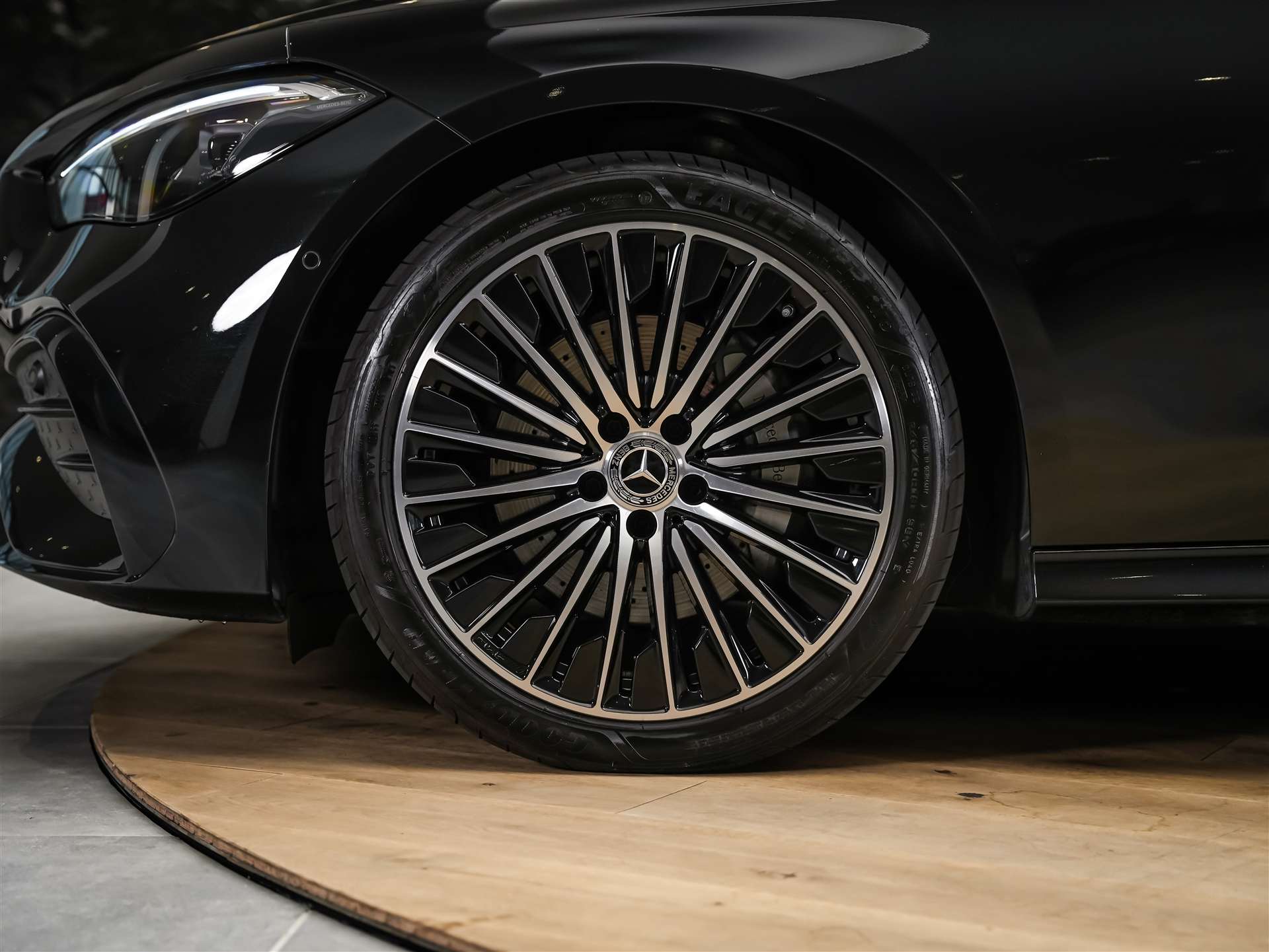 MERCEDES-BENZ CLE 220 d AMG Line Coupé 9G-Tronic *Werksgarantie*Panorama*-image-14