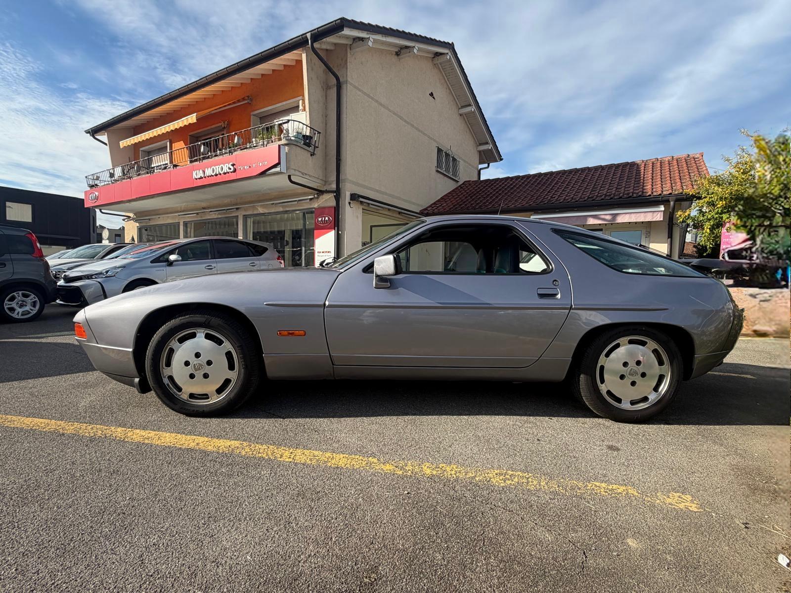 PORSCHE 928 S4-image-2