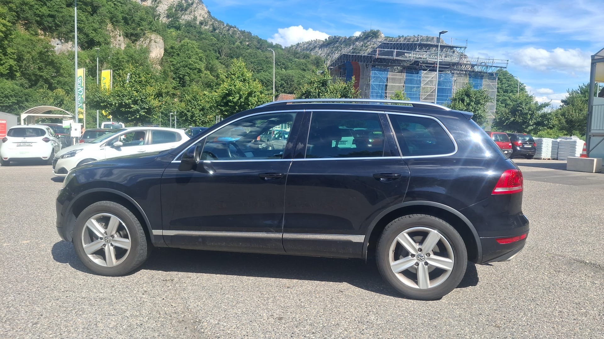 VW Touareg 3.0 TDI BlueMotion Technology Tiptronic-image-12