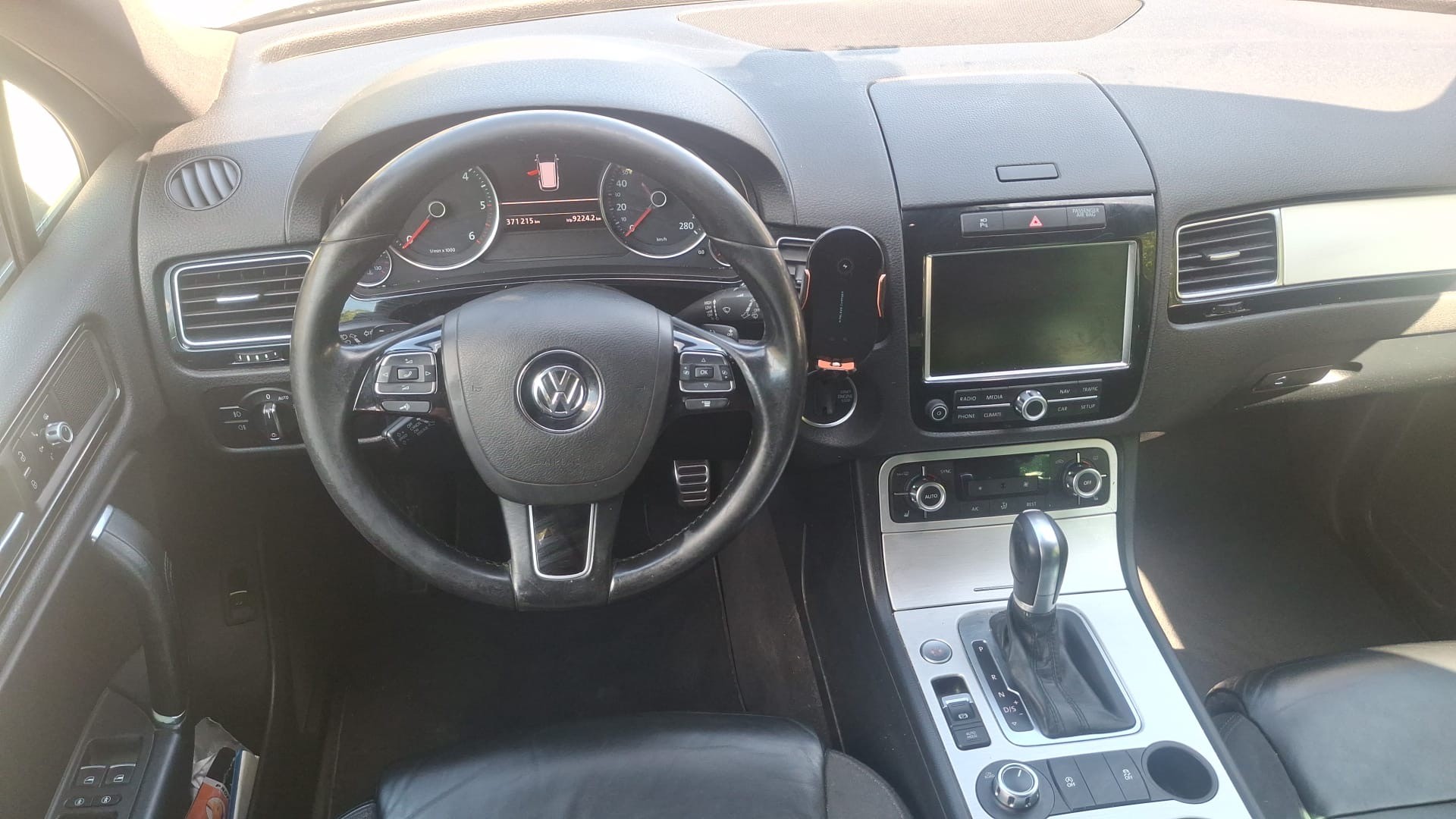 VW Touareg 3.0 TDI BlueMotion Technology Tiptronic-image-10