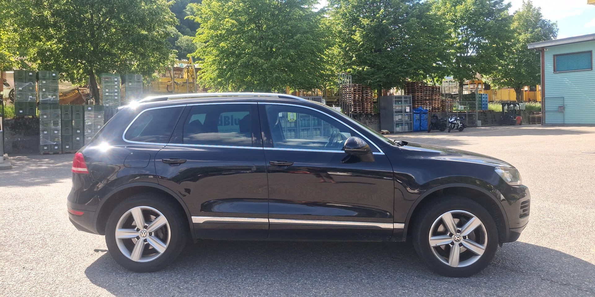VW Touareg 3.0 TDI BlueMotion Technology Tiptronic-image-6