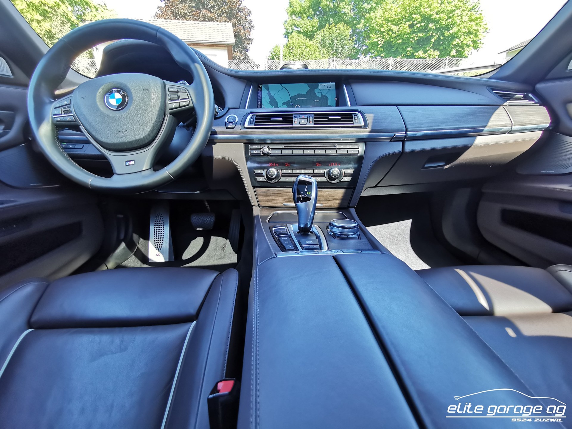 BMW 750i xDrive M-Sport-image-12