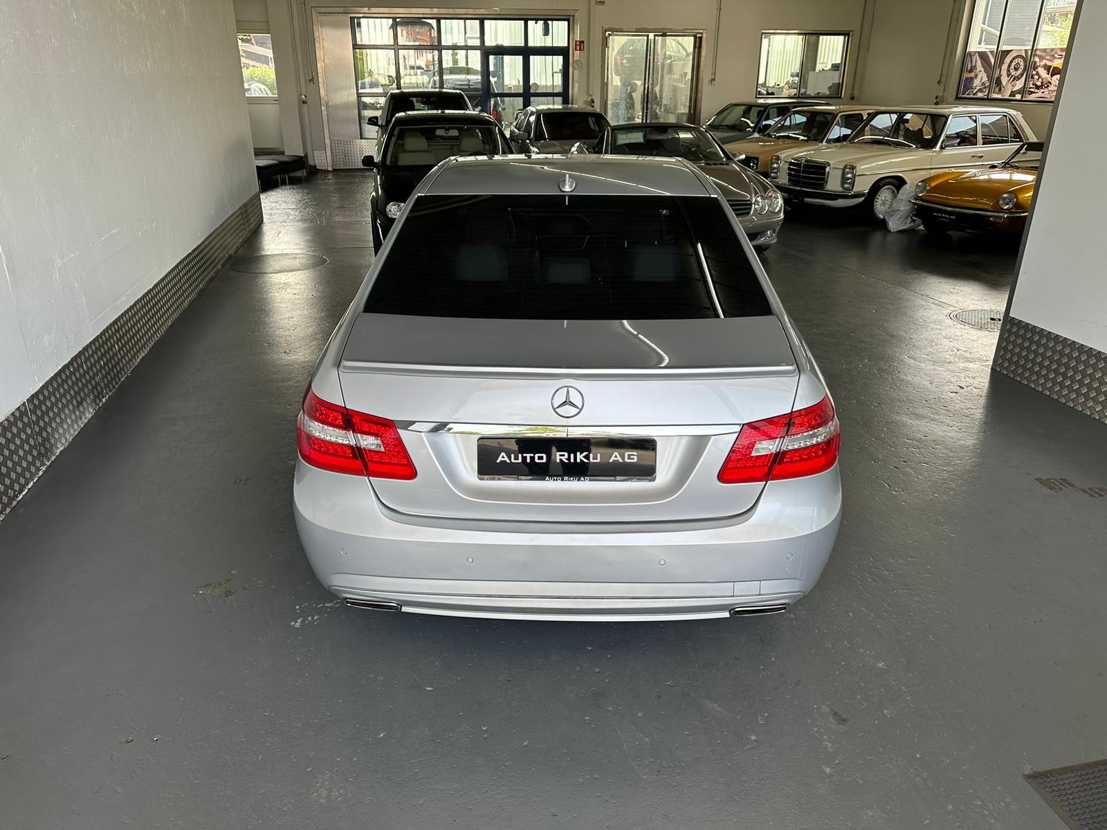 MERCEDES-BENZ E 350 CGI BlueEfficiency Elégance 7G-Tronic-image-8