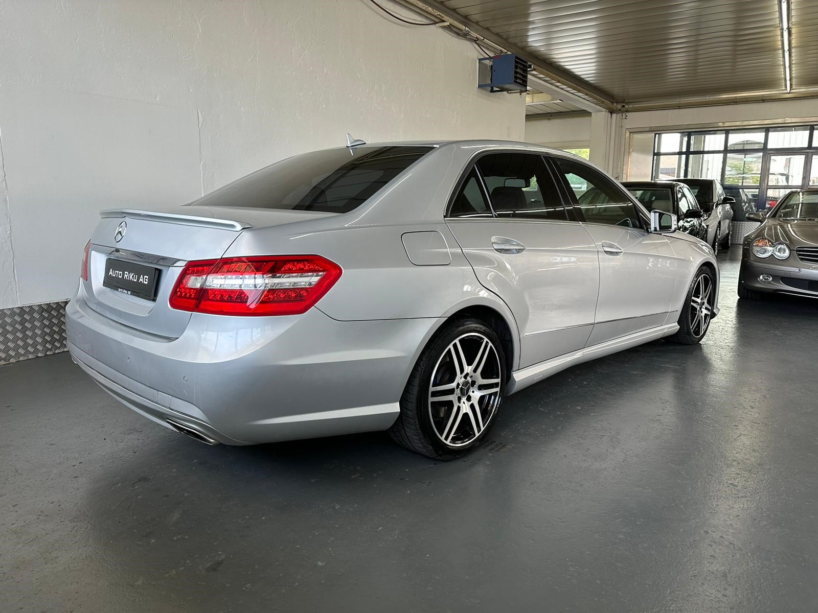 MERCEDES-BENZ E 350 CGI BlueEfficiency Elégance 7G-Tronic-image-7