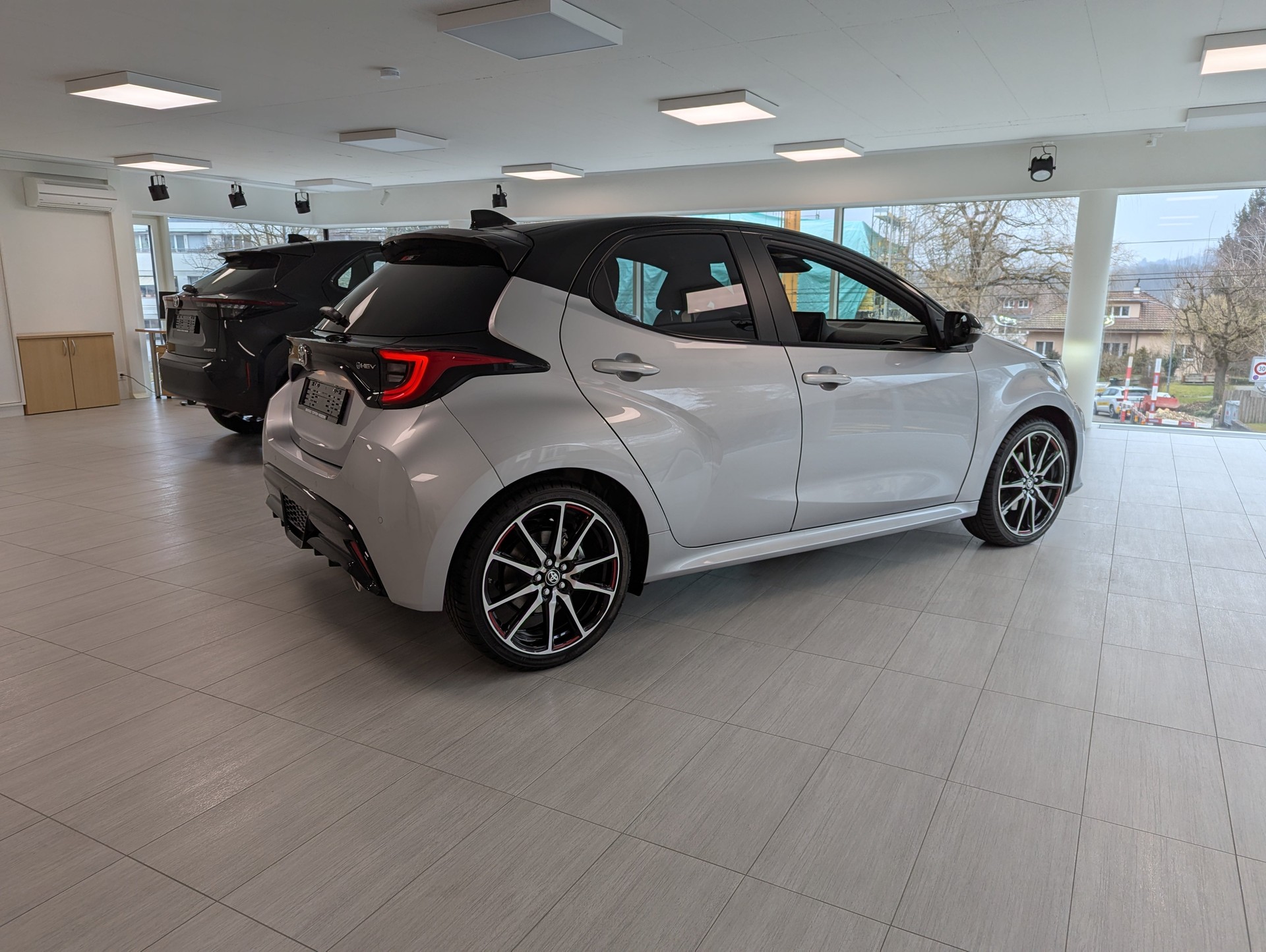 TOYOTA Yaris 1.5 GR Sport e-CVT-image-7