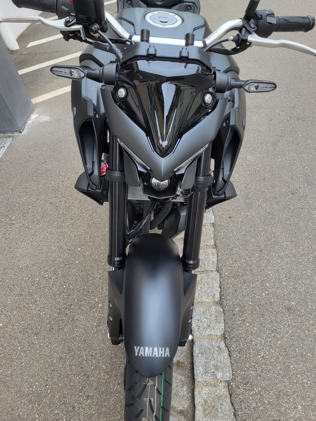 YAMAHA MT-03-image-6