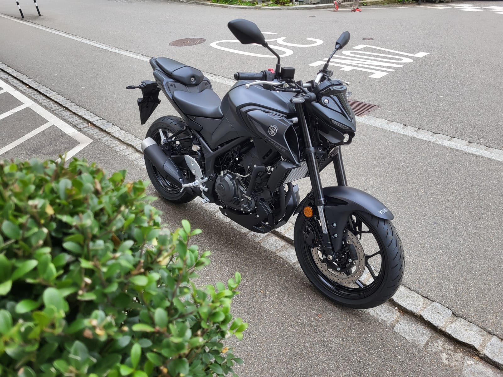 YAMAHA MT-03-image-7