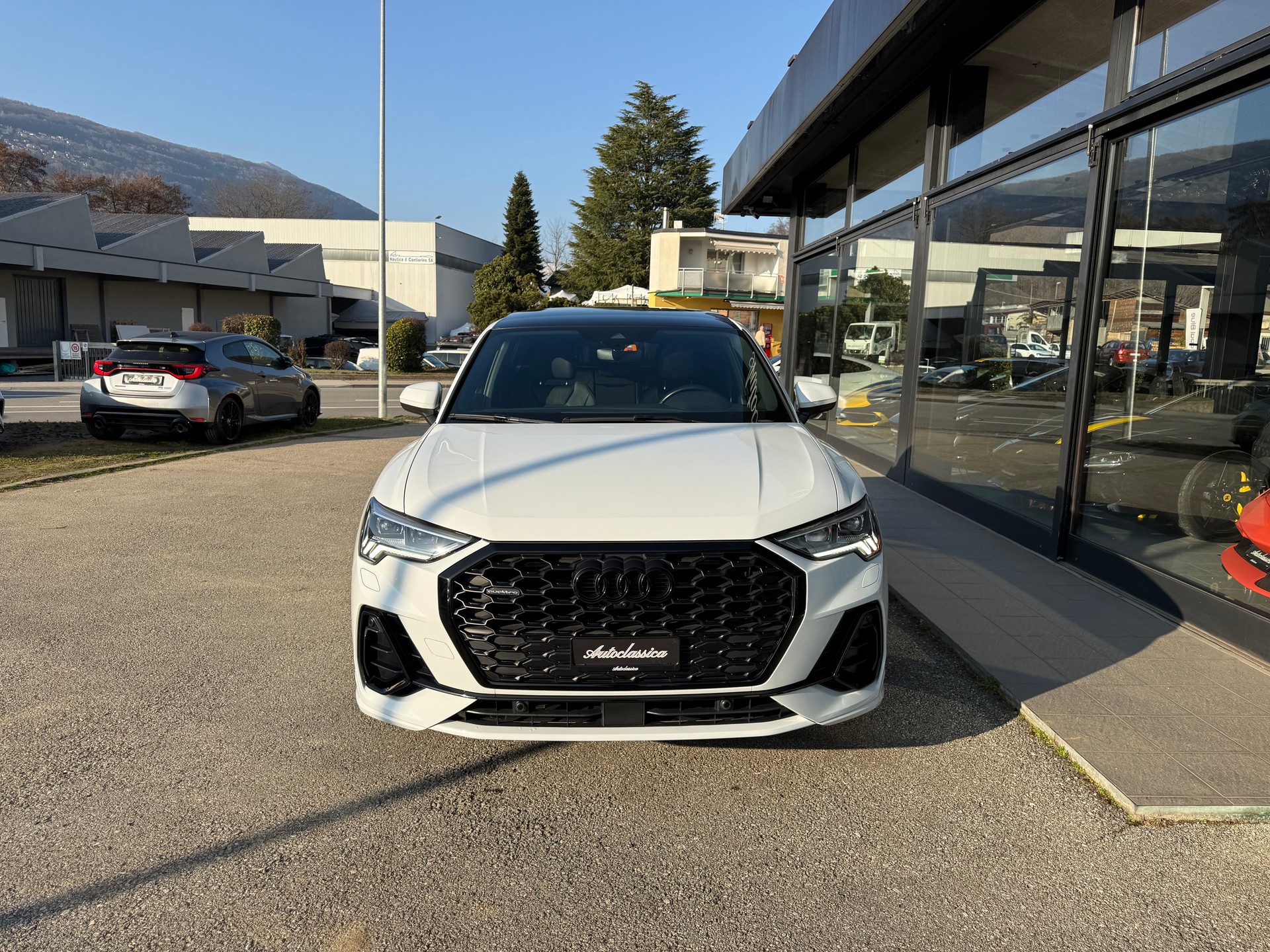 AUDI Q3 Sportback 40 TDI S line Attraction quattro S-tronic-image-1