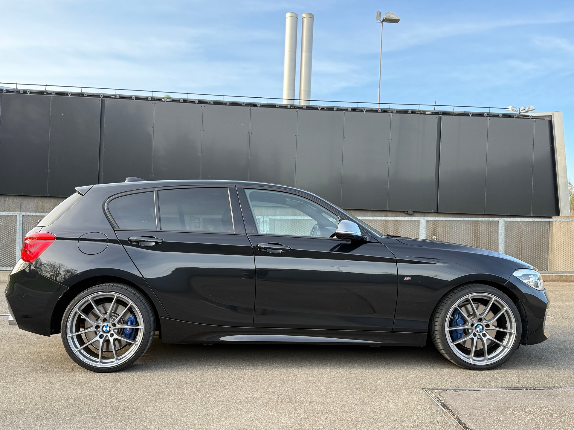 BMW M135i xDrive Steptronic-image-3