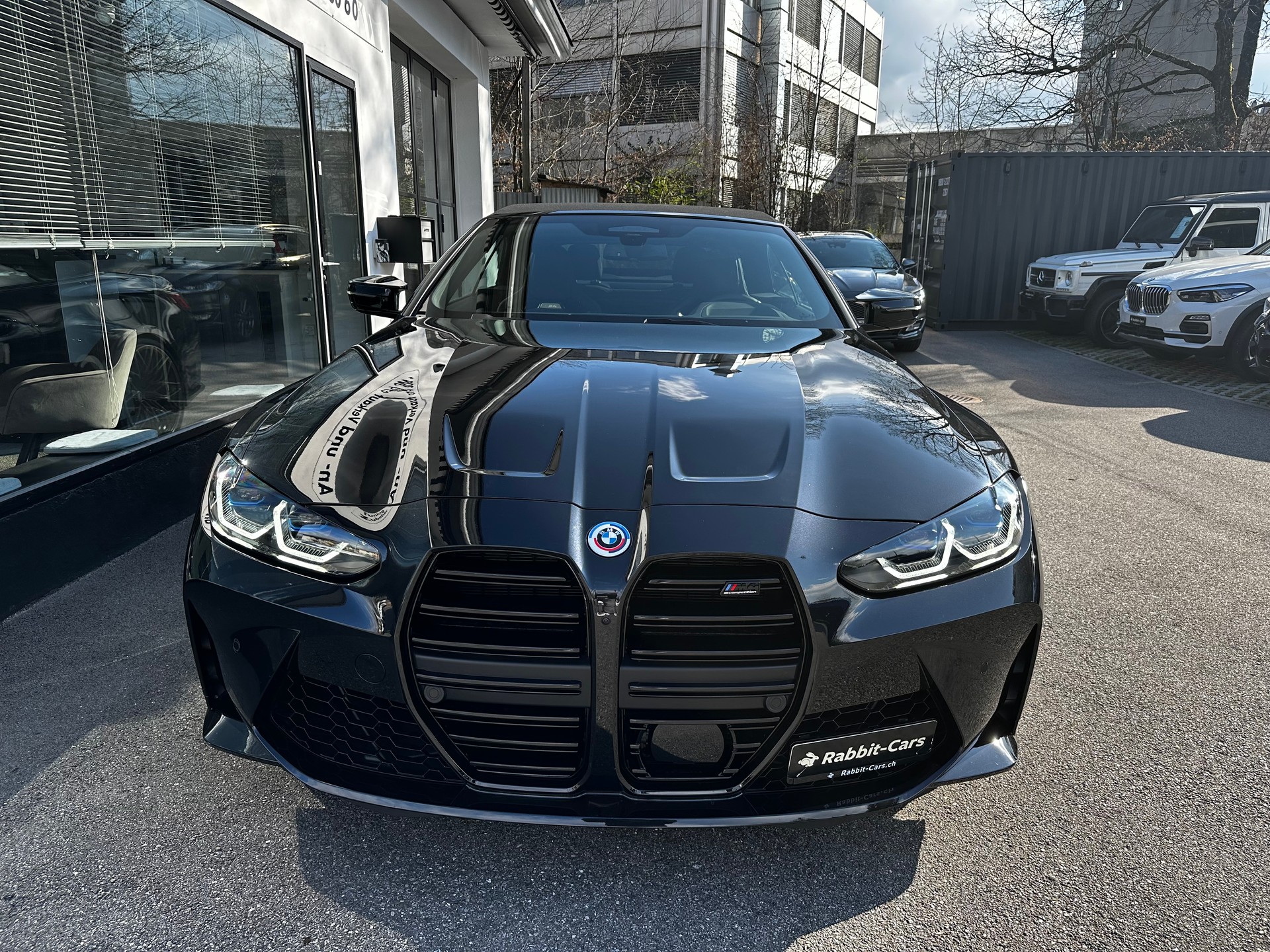 BMW M4 Cabrio Competition M xDrive-image-1