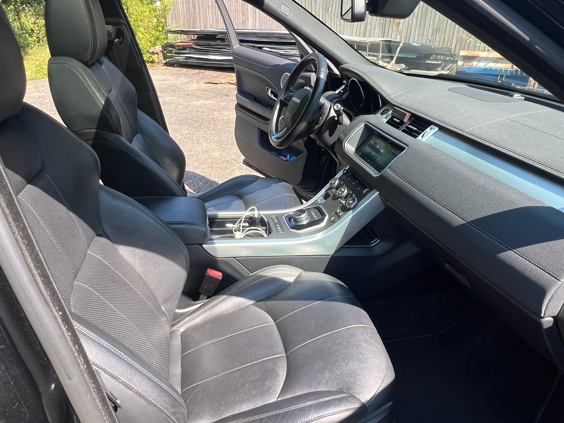 LAND ROVER Range Rover Evoque 2.0 Si4 HSE Dynamic AT9-image-7