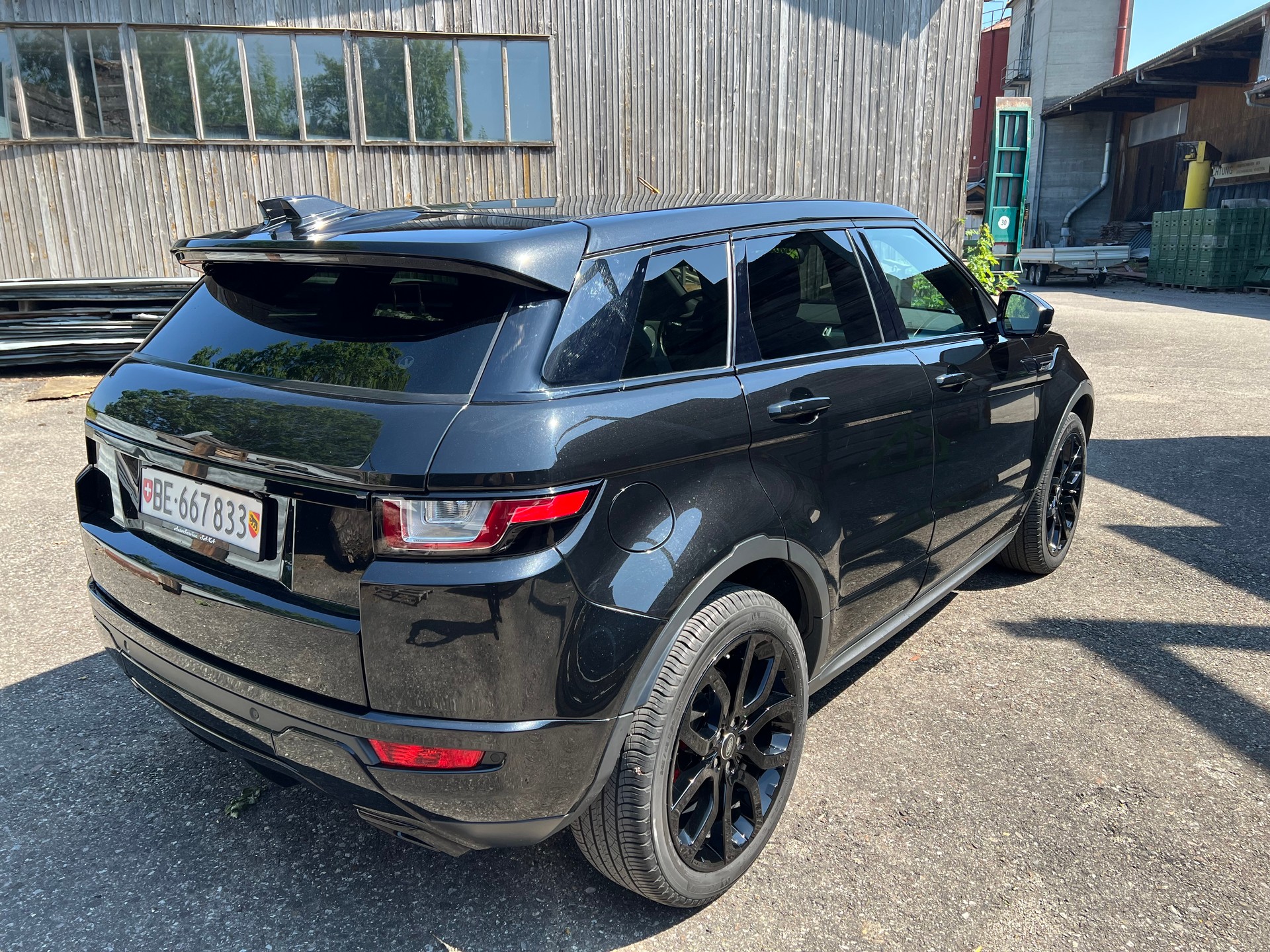 LAND ROVER Range Rover Evoque 2.0 Si4 HSE Dynamic AT9-image-3
