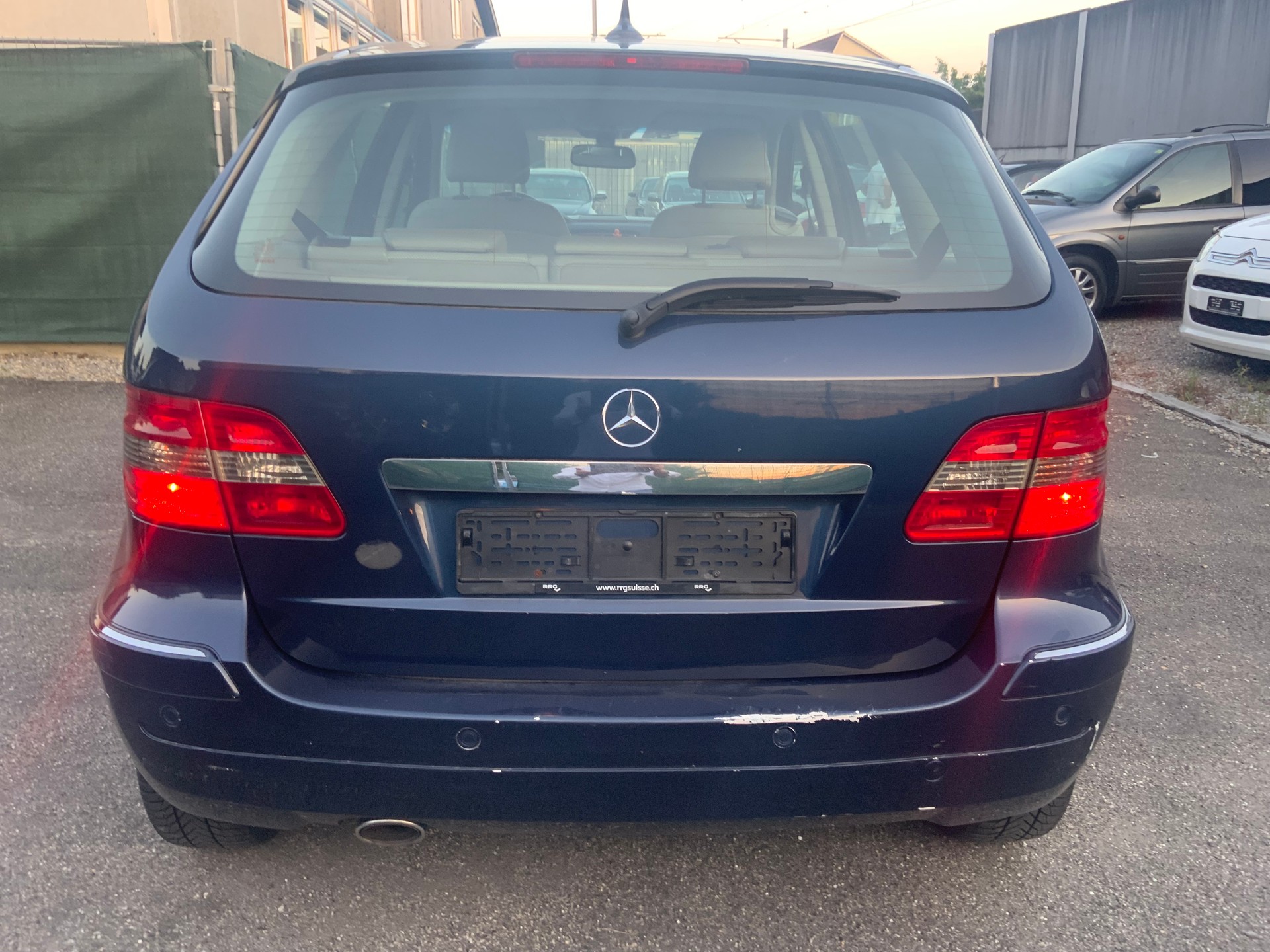 MERCEDES-BENZ B 180 CDI-image-5