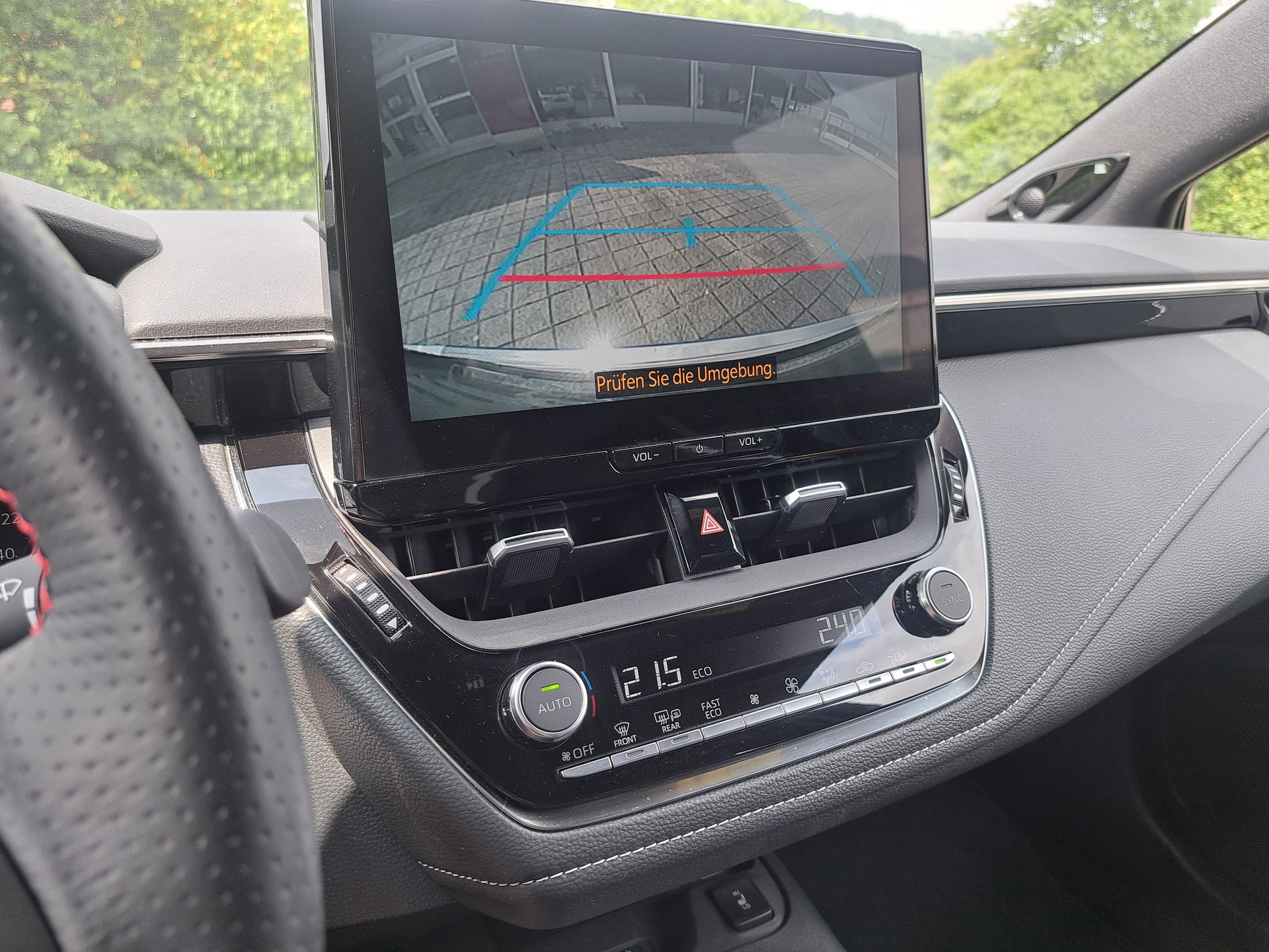 TOYOTA Corolla Touring Sports 2.0 HSD GR Sport e-CVT-image-12