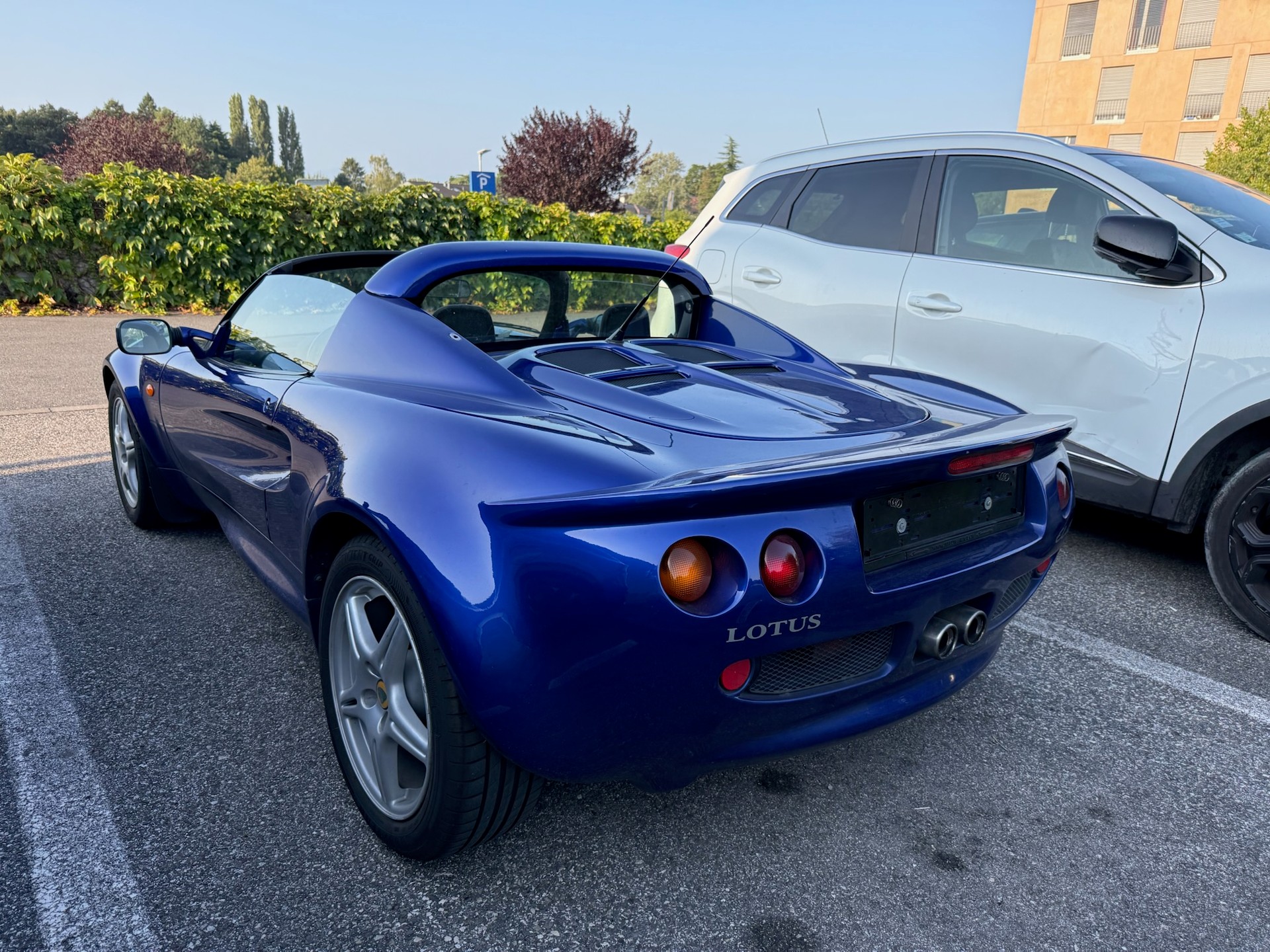LOTUS Elise-image-2
