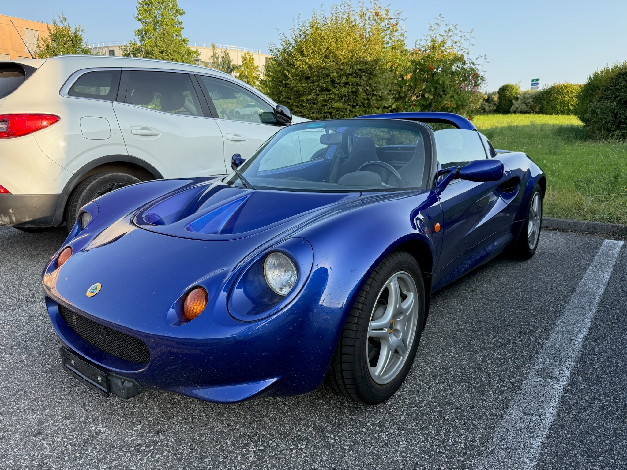 Car photo