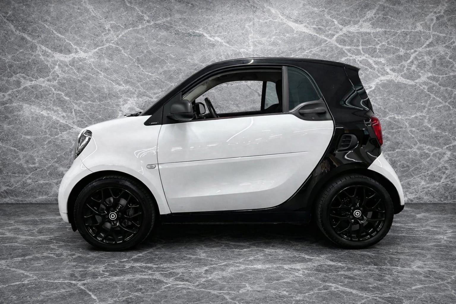 SMART fortwo 90 citypassion twinmatic-image-2