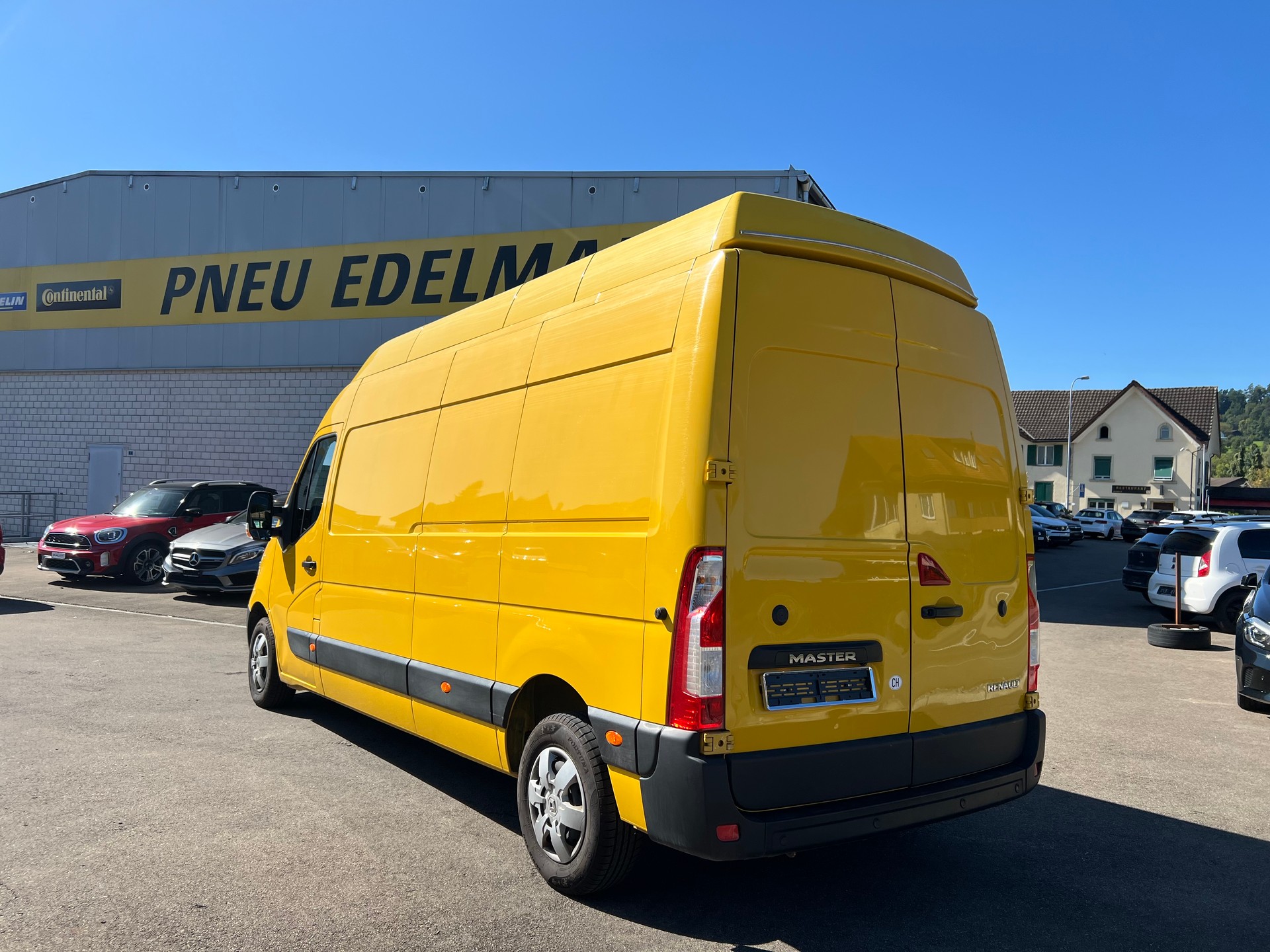 RENAULT Master T35 2.3dCi 130 L3H3-image-6