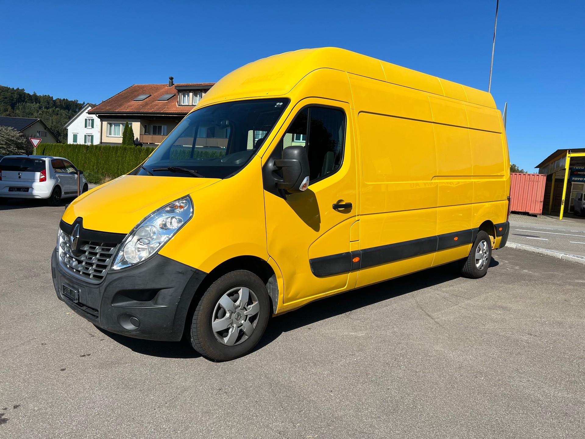 RENAULT Master T35 2.3dCi 130 L3H3