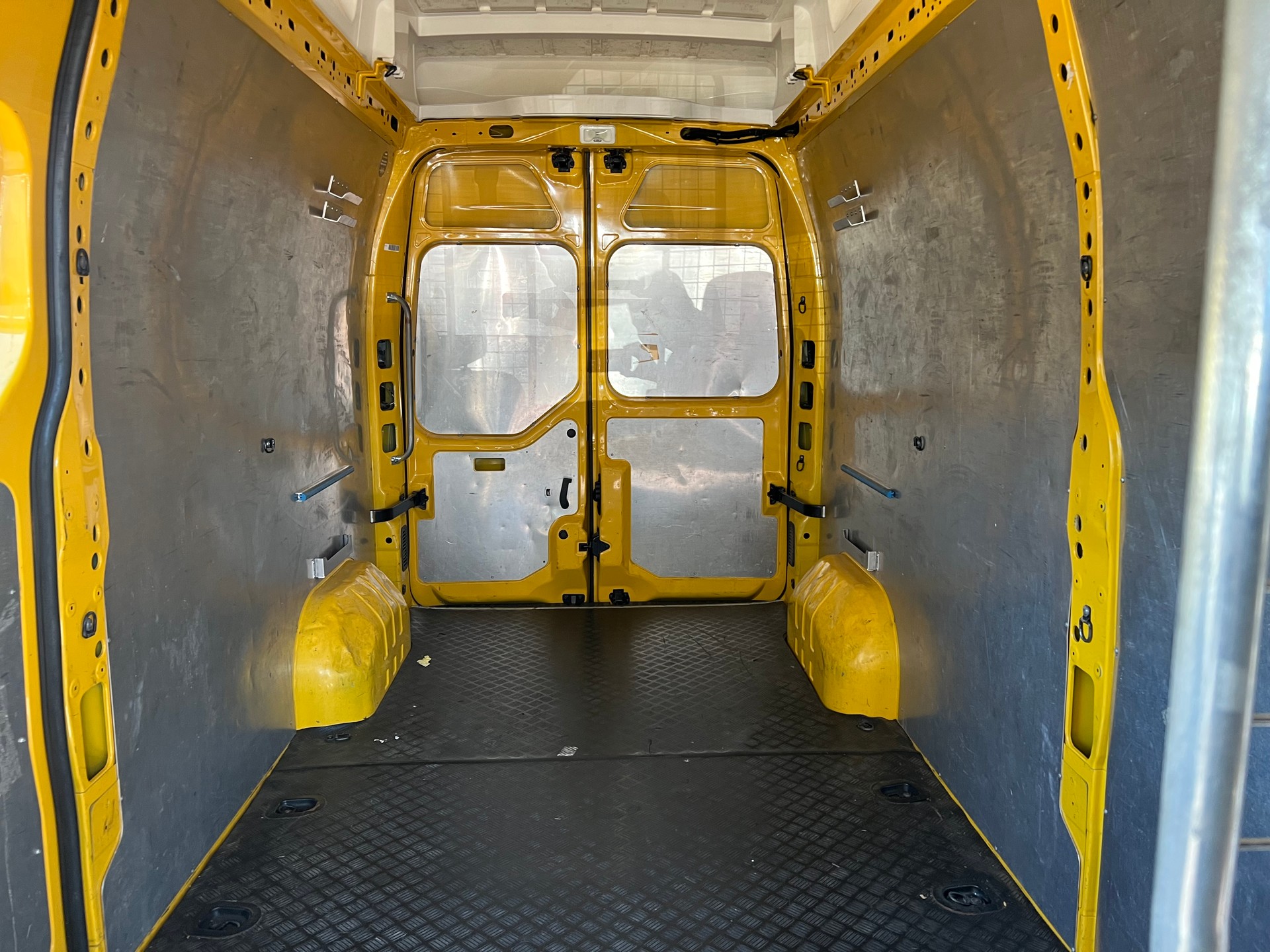 RENAULT Master T35 2.3dCi 130 L3H3-image-13