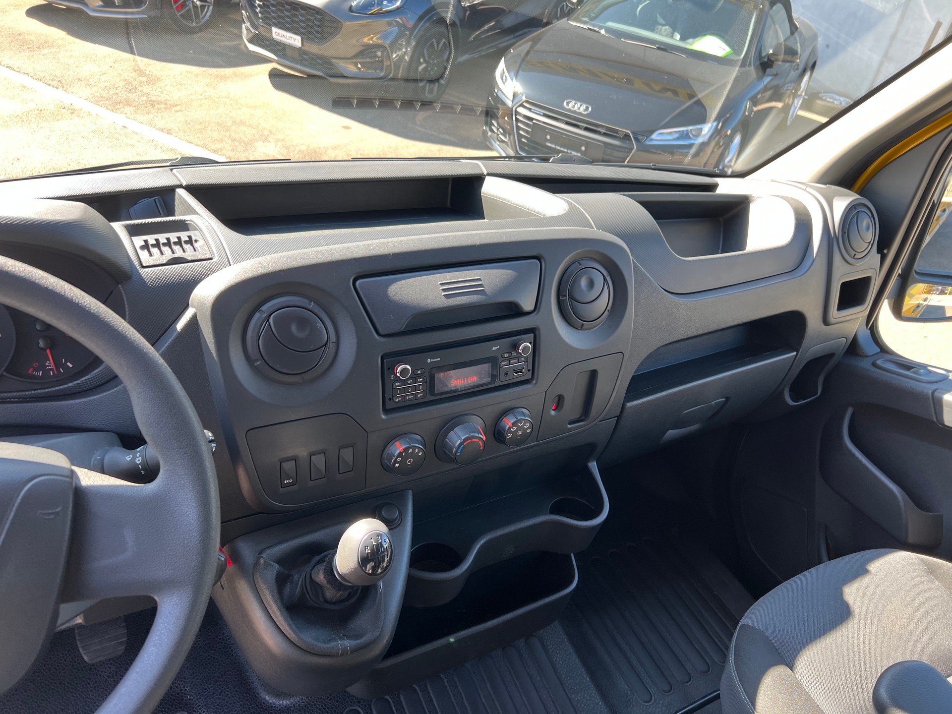 RENAULT Master T35 2.3dCi 130 L3H3-image-12