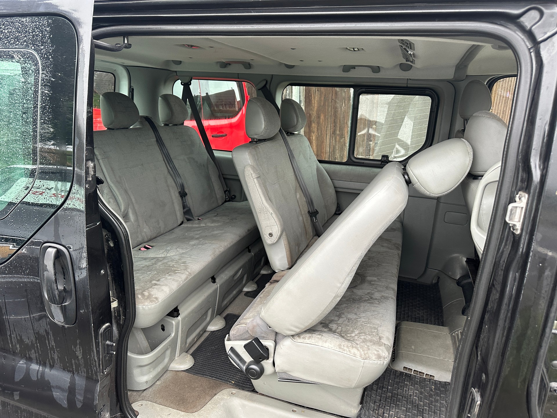 NISSAN Primastar Avantour 2.5dCi 150 Premium 8Pl-image-9