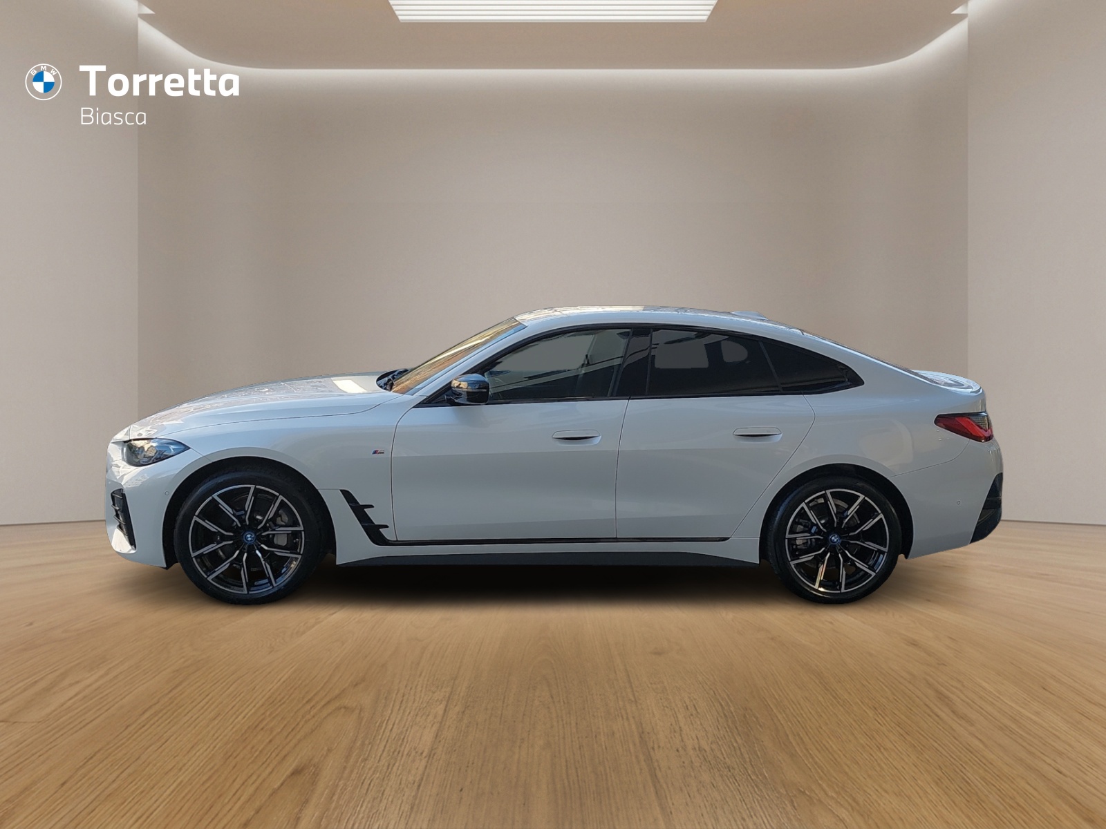 BMW i4 eDrive 40 M Sport-image-2