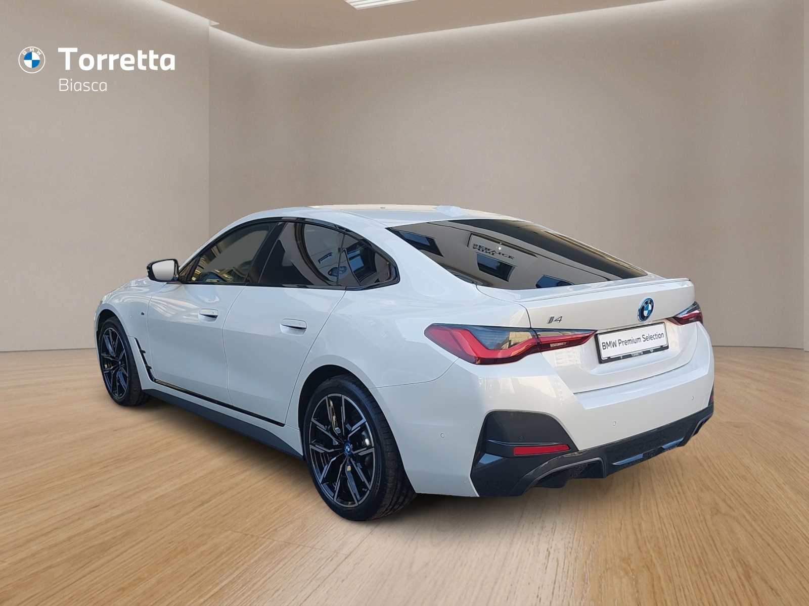 BMW i4 eDrive 40 M Sport-image-3