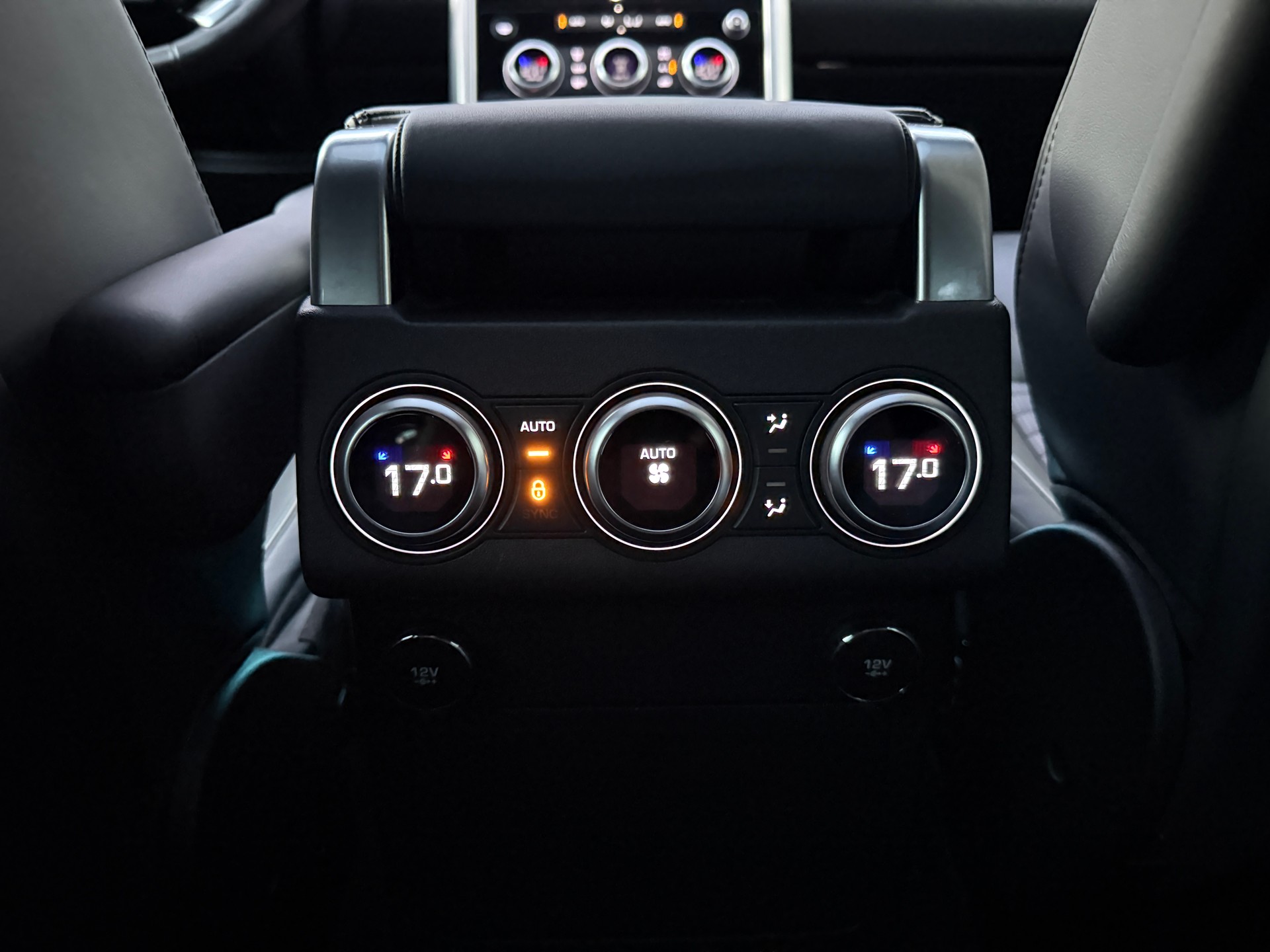 LAND ROVER Discovery 2.0 Si4 HSE Automatic 7 PLàTZER-image-19