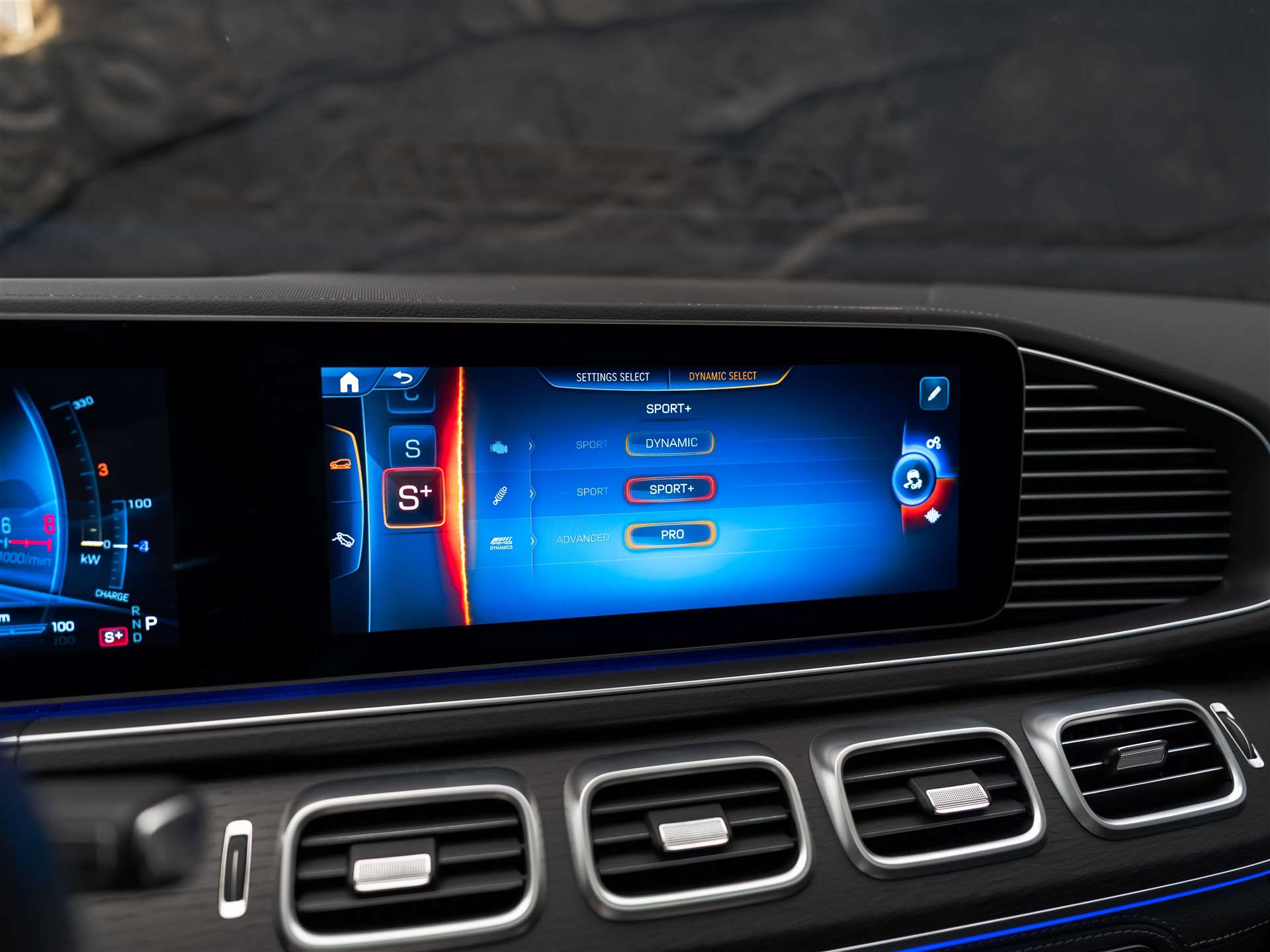 MERCEDES-BENZ GLE Coupé 53 AMG Hybrid 4Matic+ 9G-Tronic *619 PS*aus 1. Hand*Panorama*-image-52