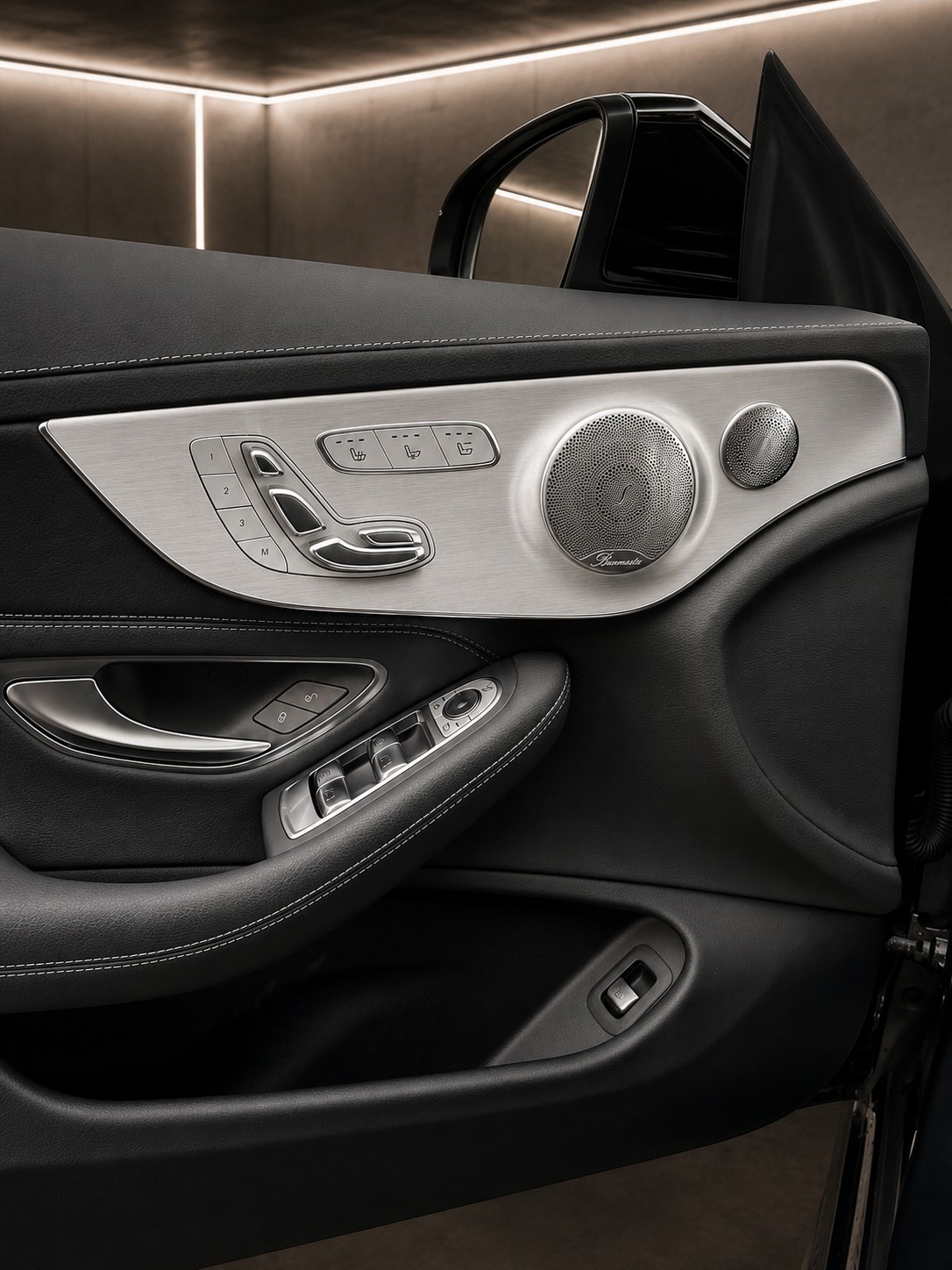 MERCEDES-BENZ C 43 Cabriolet AMG 4Matic 9G-Tronic-image-7