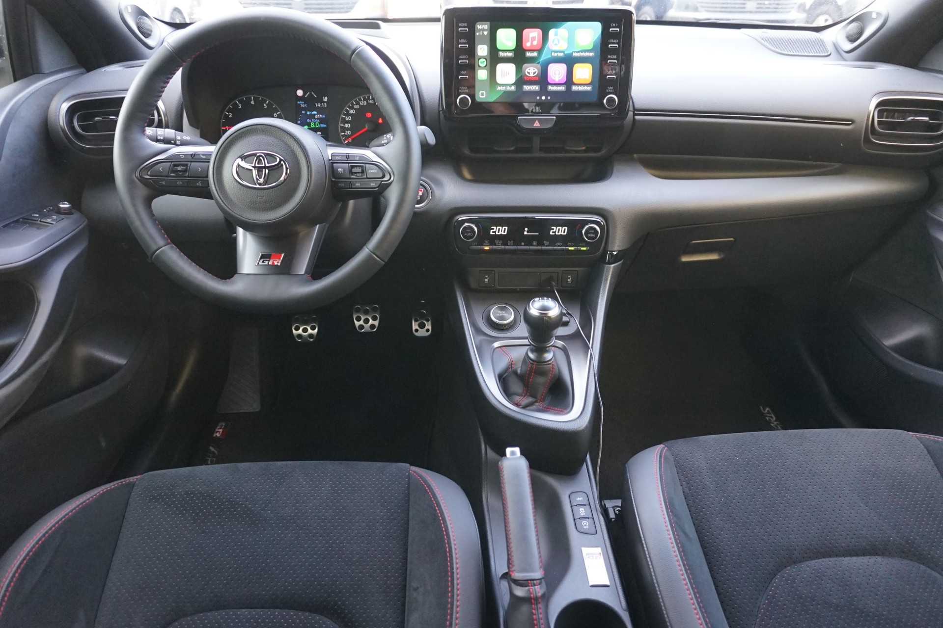 TOYOTA Yaris 1.6 Turbo 4x4 GR Sport Premium 261PS-image-15