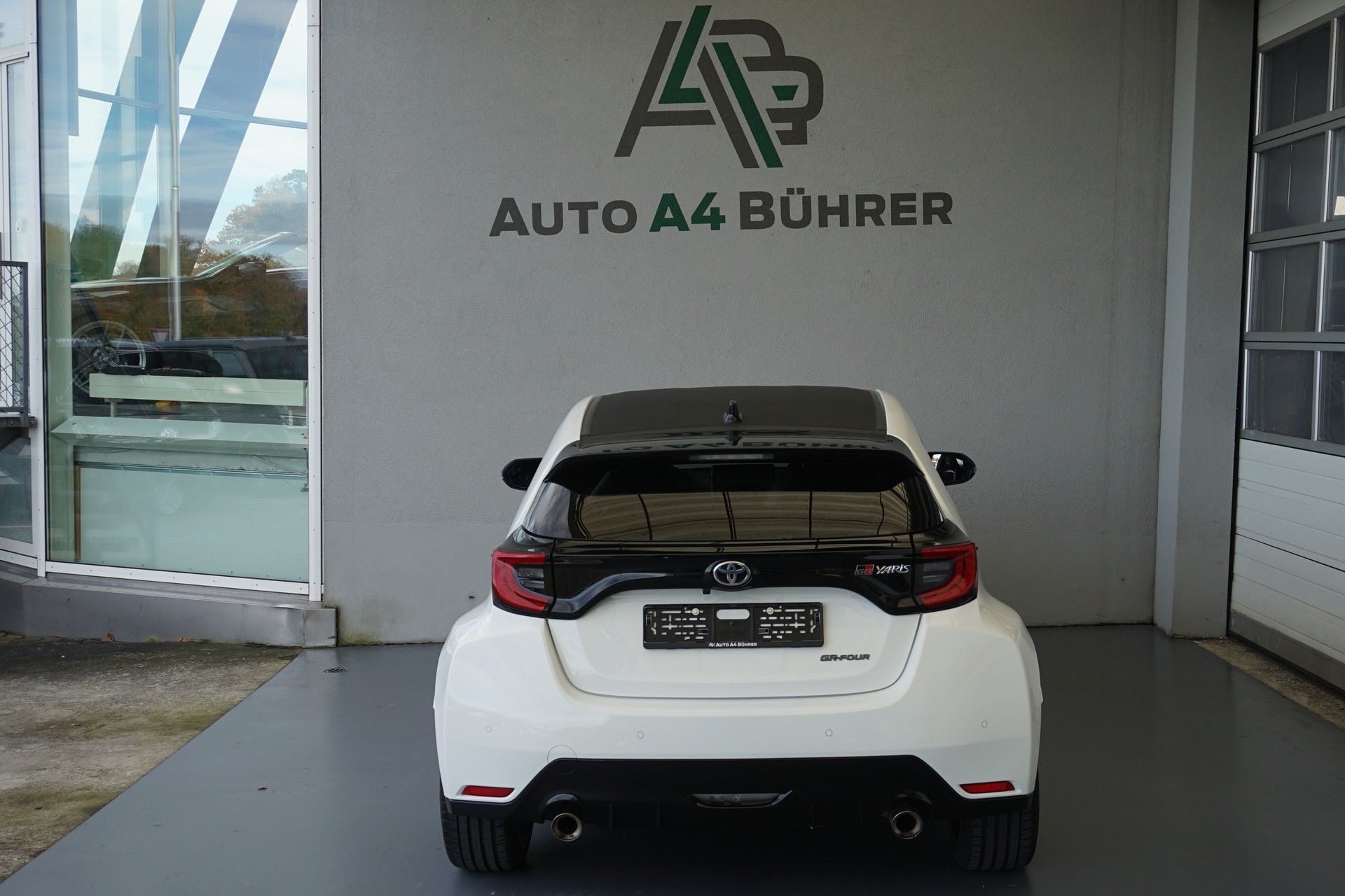 TOYOTA Yaris 1.6 Turbo 4x4 GR Sport Premium 261PS-image-10