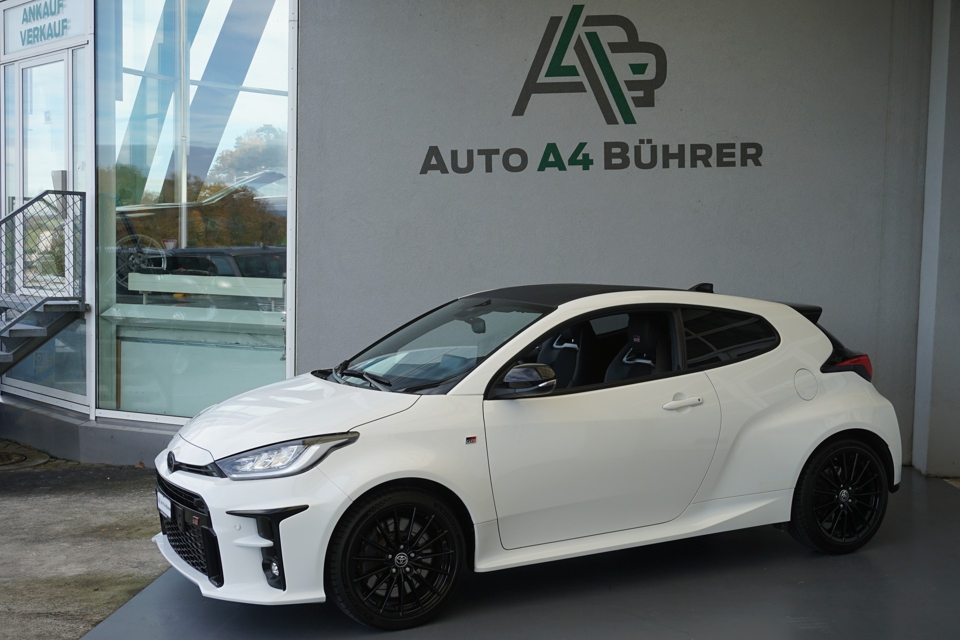 TOYOTA Yaris 1.6 Turbo 4x4 GR Sport Premium 261PS-image-1