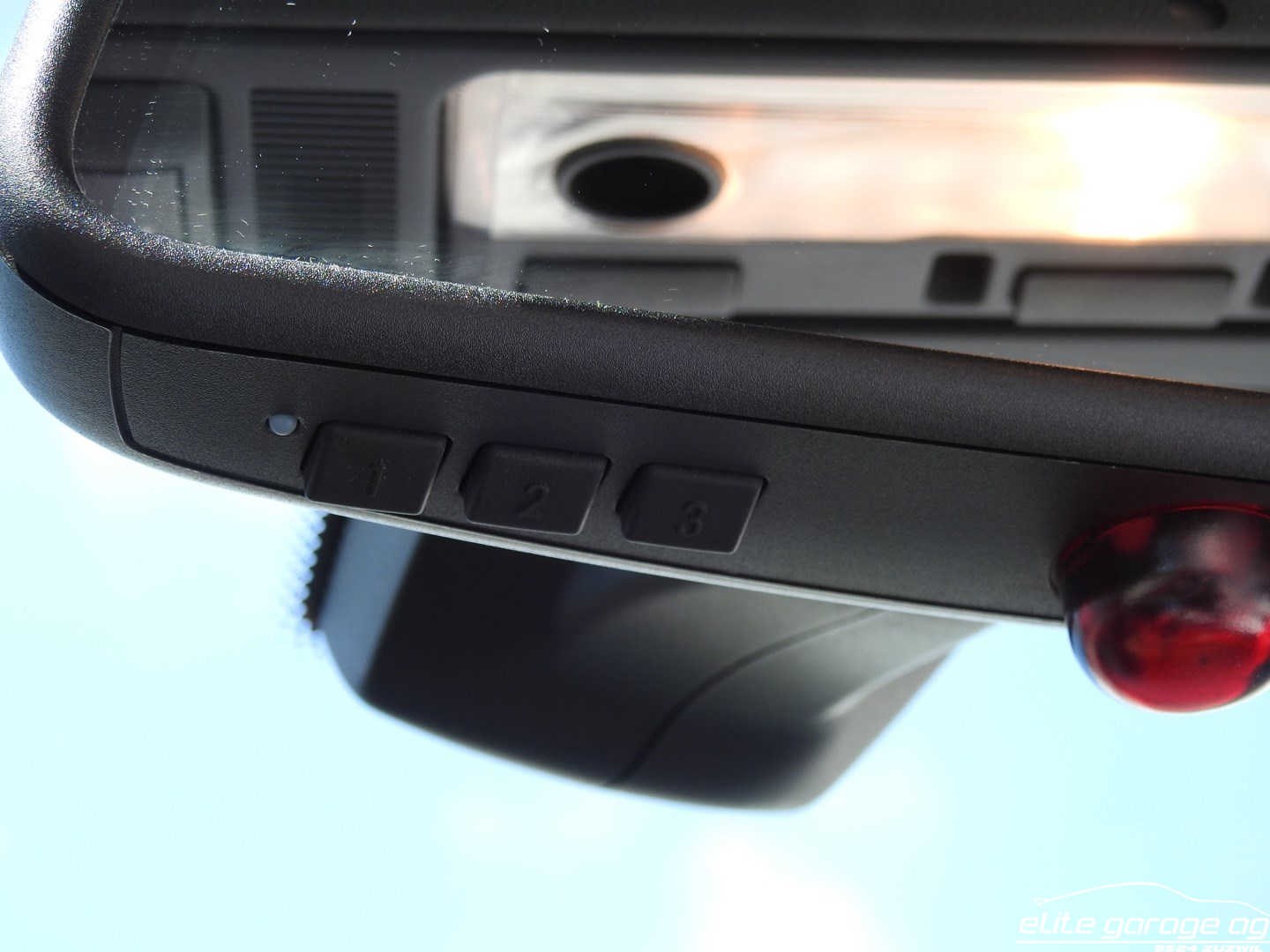 BMW M6-image-15