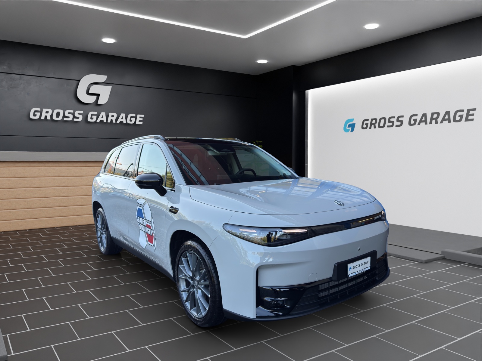 LEAPMOTOR C10 1.5 Hybrid EV 28kWh-image-0