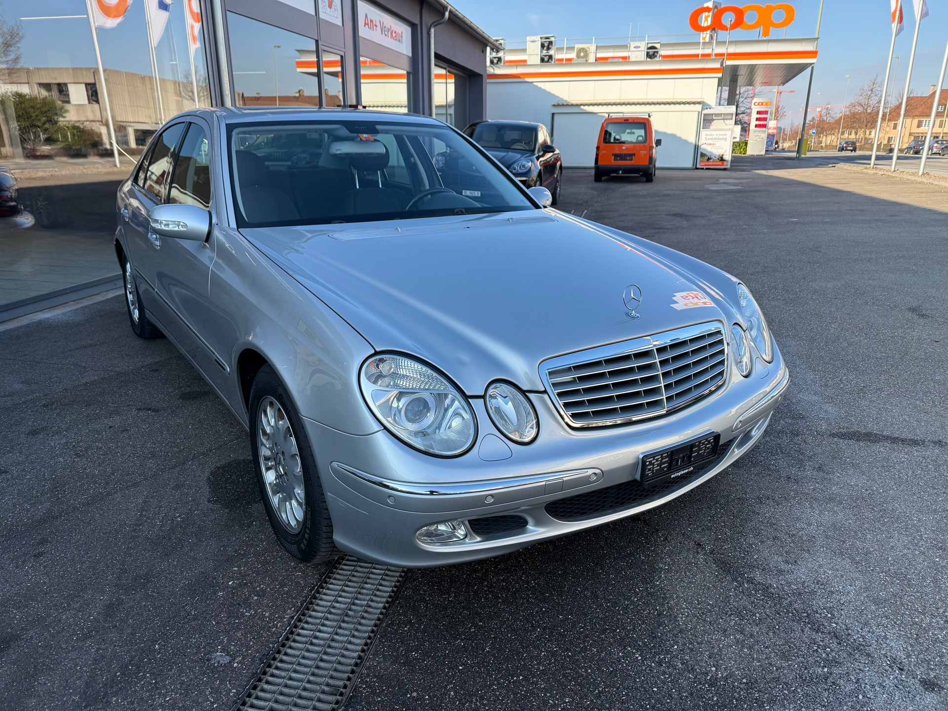 MERCEDES-BENZ E 320 Elégance Automatic-image-5