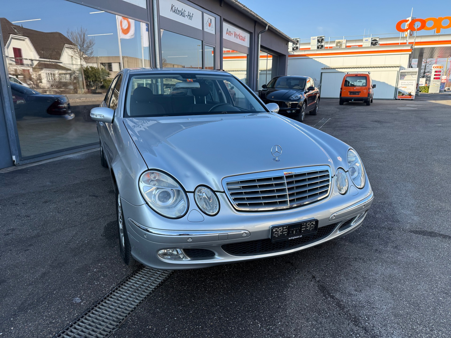 MERCEDES-BENZ E 320 Elégance Automatic-image-4