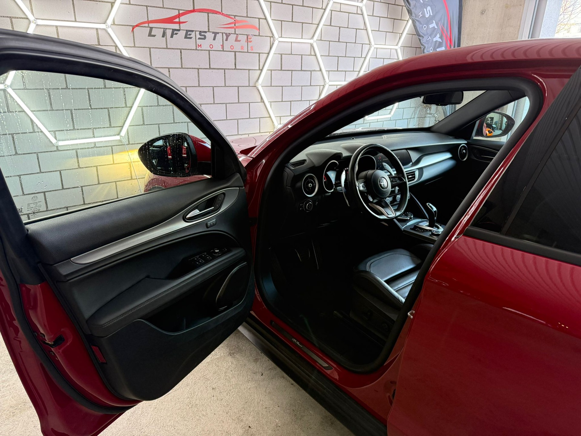 ALFA ROMEO Stelvio 2.2 JTDM Pack Veloce Q4-image-4