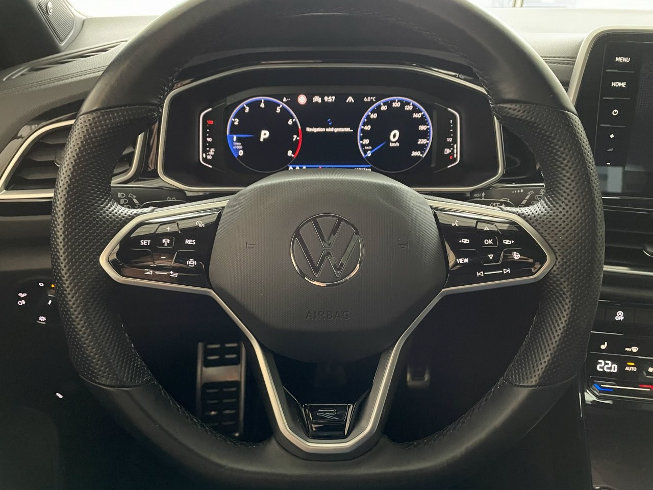 VW T-Roc 2.0 TSI R-Line DSG 4Motion-image-10
