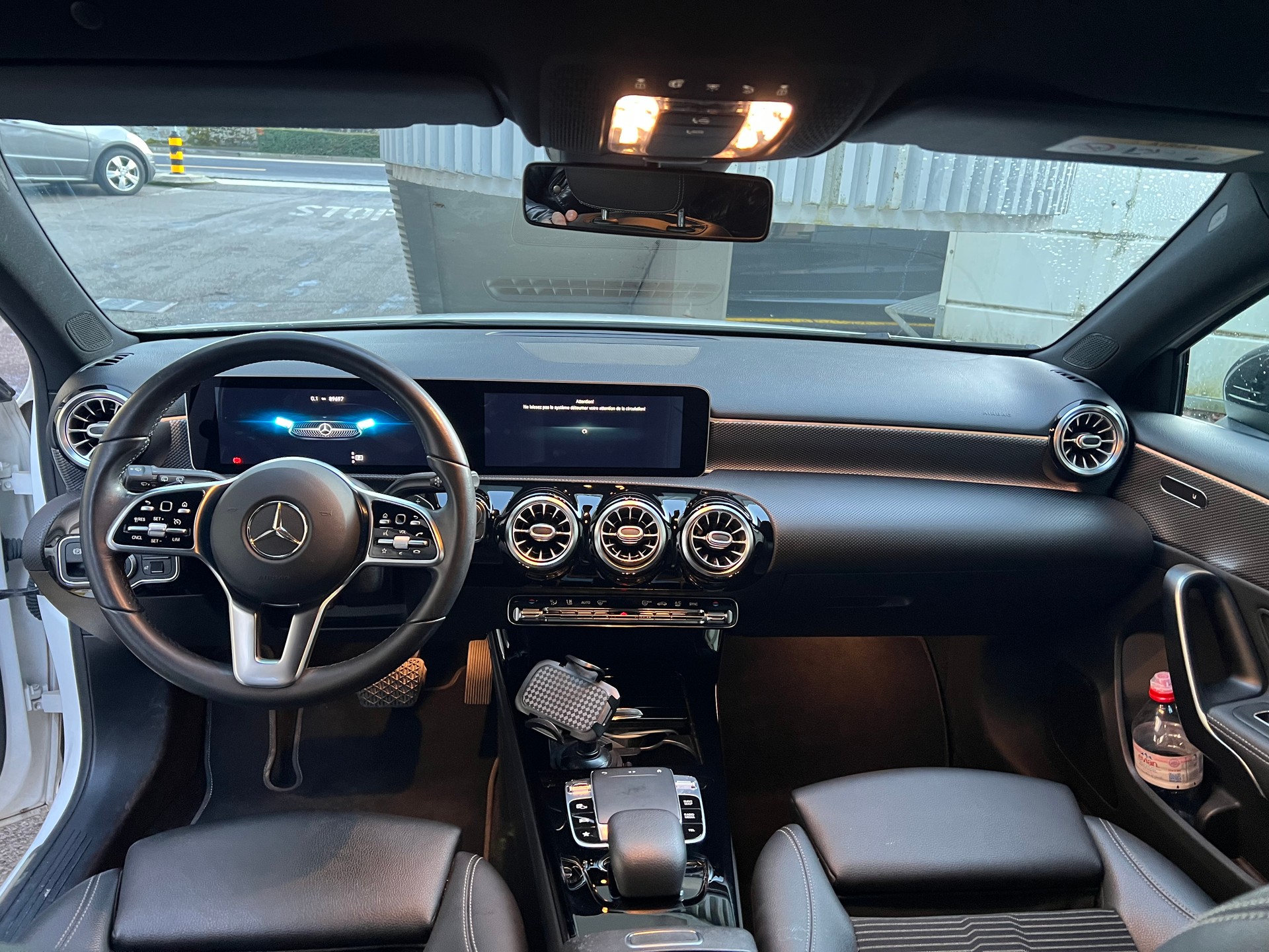 MERCEDES-BENZ A 180 Edition 7G-DCT-image-5