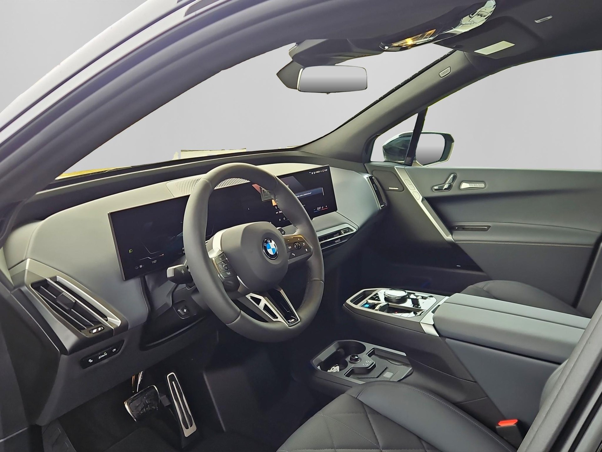 BMW iX xDrive45 M Sport-image-10