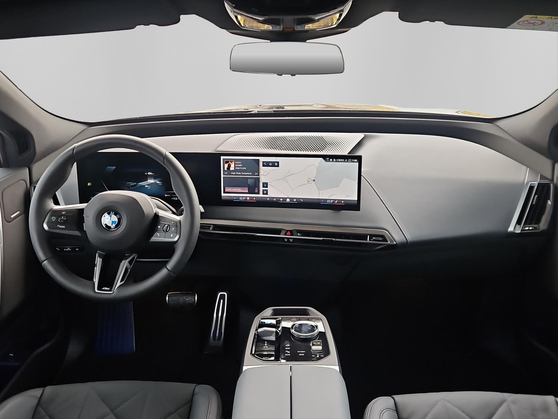 BMW iX xDrive45 M Sport-image-12