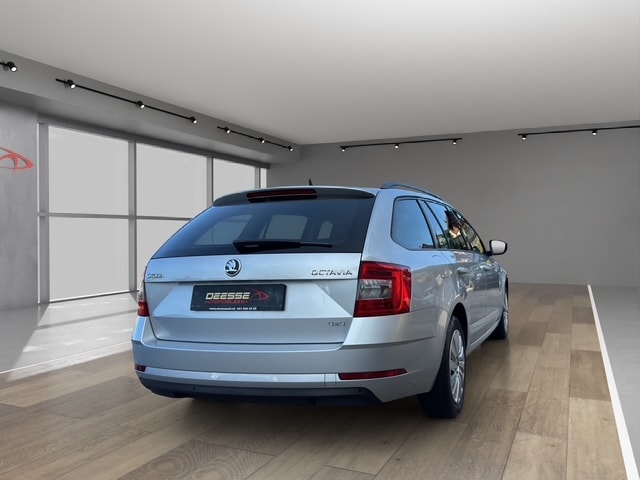 SKODA Octavia Combi 2.0 TDI Ambition 4x4 DSG-image-5