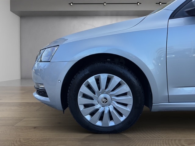 SKODA Octavia Combi 2.0 TDI Ambition 4x4 DSG-image-27